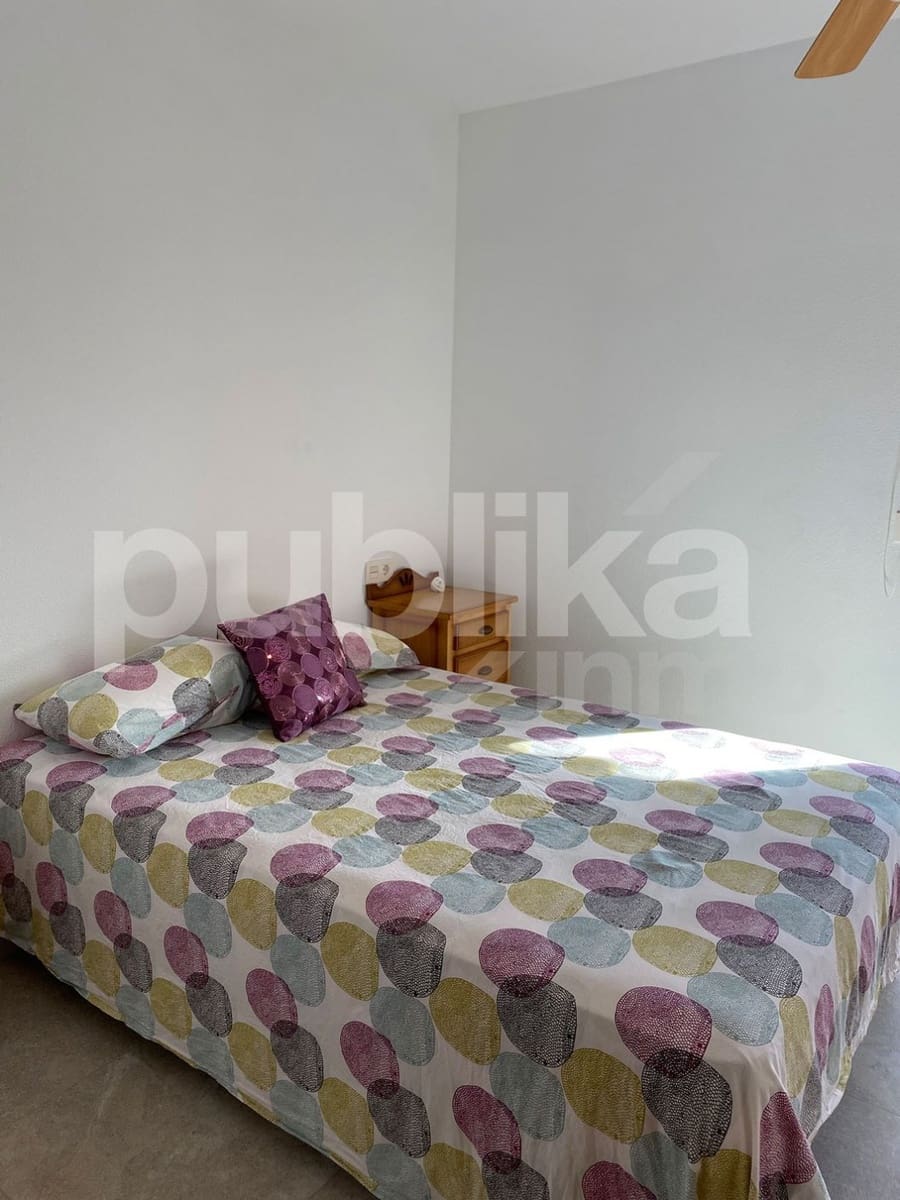 Adosado de 4 habitaciones en Santa Pola en venta con piscina - 260.000 € (Ref: 9848000)