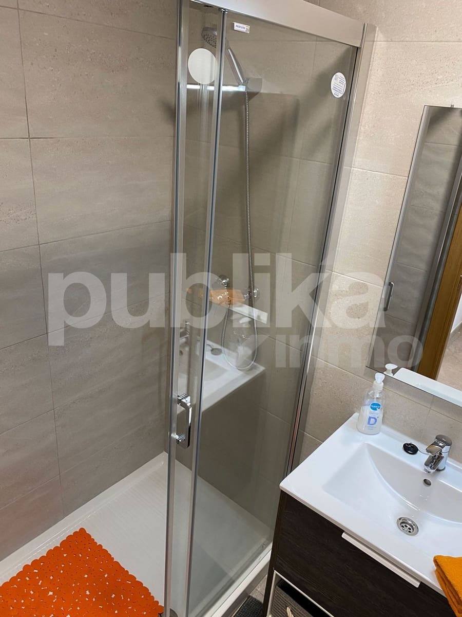 Adosado de 4 habitaciones en Santa Pola en venta con piscina - 260.000 € (Ref: 9848000)