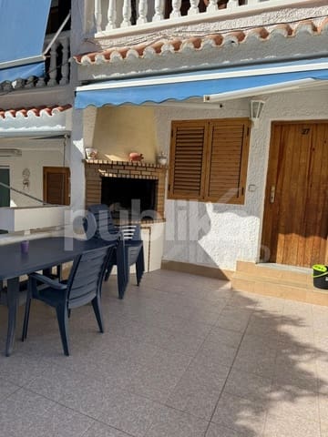 Adosado de 4 habitaciones en Santa Pola en venta con piscina - 260.000 € (Ref: 9848000)