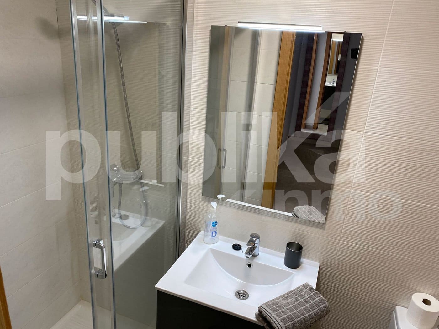 Adosado de 4 habitaciones en Santa Pola en venta con piscina - 260.000 € (Ref: 9848000)