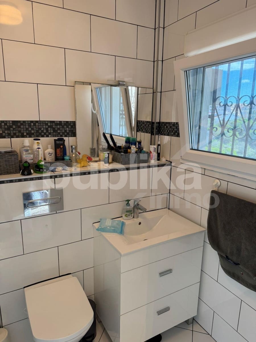3 soveværelse Rækkehus til salg i Torrevieja med swimmingpool - € 399.990 (Ref: 9848002)