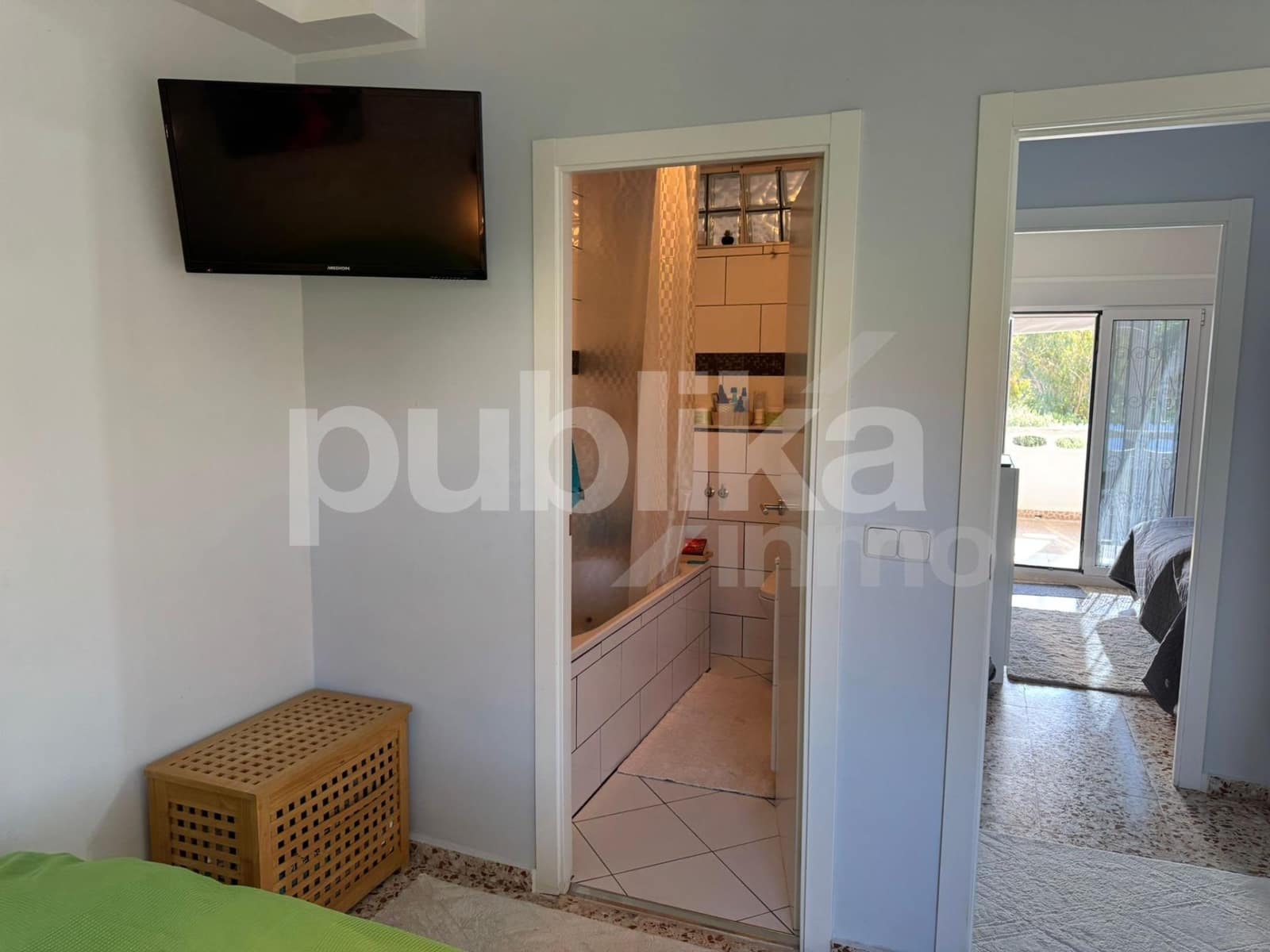 3 soveværelse Rækkehus til salg i Torrevieja med swimmingpool - € 399.990 (Ref: 9848002)