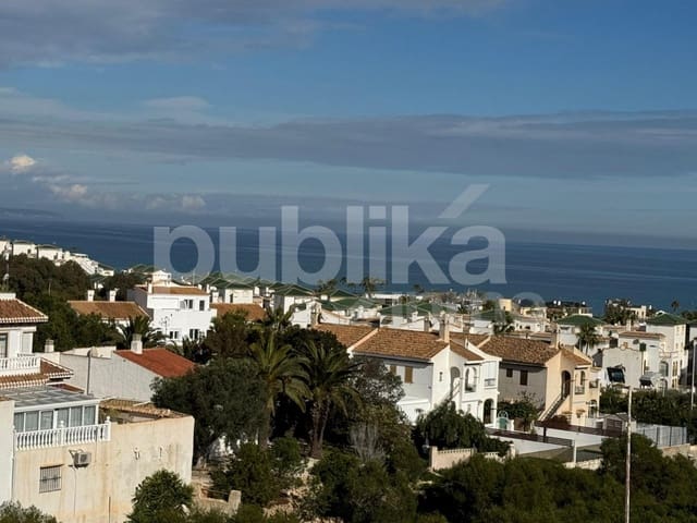 3 soveværelse Rækkehus til salg i Torreblanca, Torrevieja med swimmingpool - € 399.990 (Ref: 9848002)