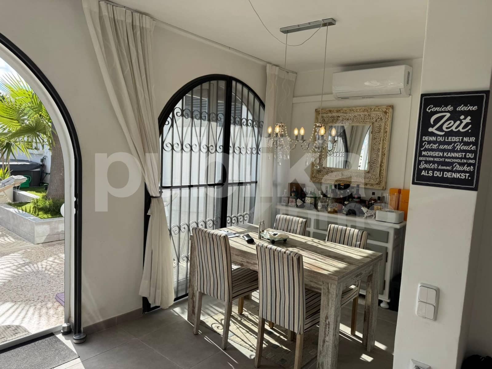 3 soveværelse Rækkehus til salg i Torrevieja med swimmingpool - € 399.990 (Ref: 9848002)