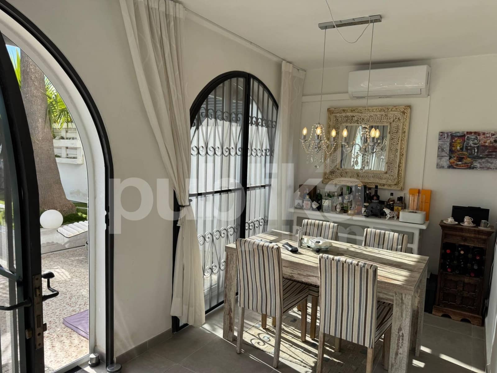 3 soveværelse Rækkehus til salg i Torrevieja med swimmingpool - € 399.990 (Ref: 9848002)