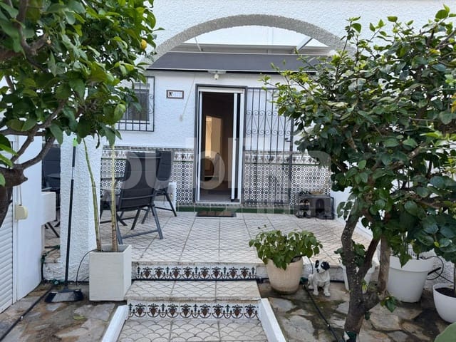 3 soveværelse Rækkehus til salg i Torreblanca, Torrevieja med swimmingpool - € 399.990 (Ref: 9848002)