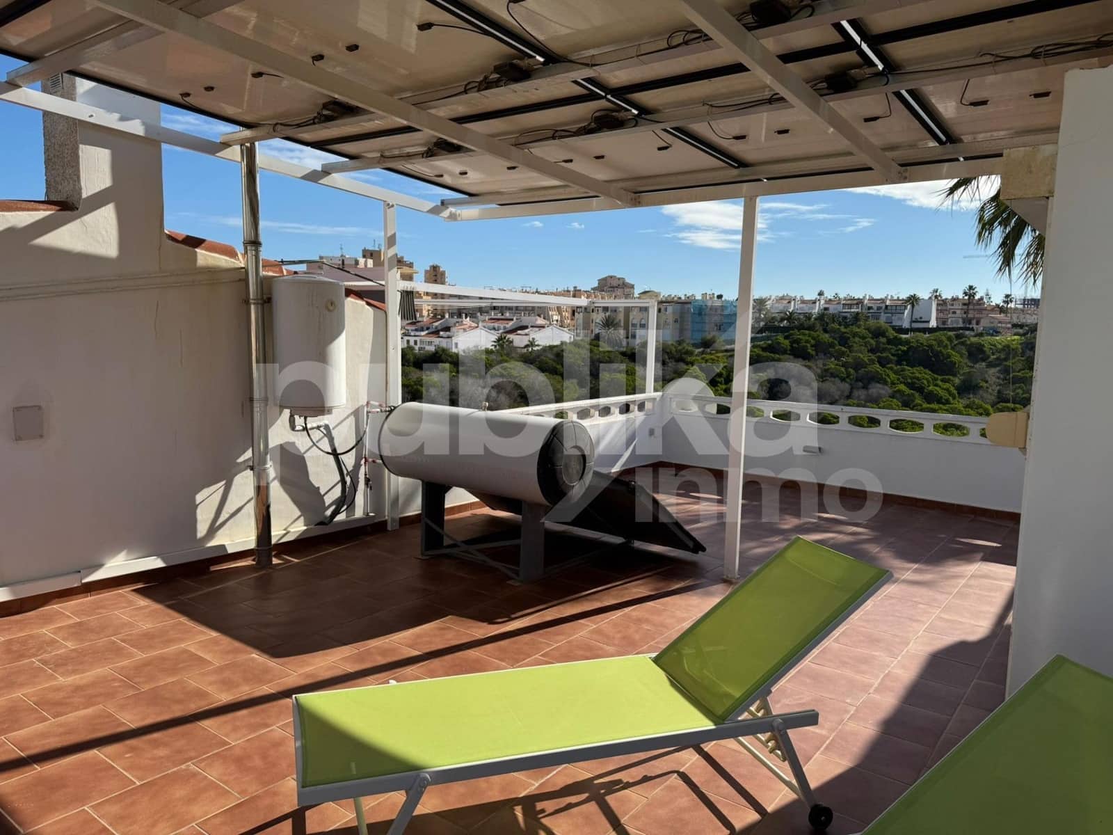 3 soveværelse Rækkehus til salg i Torrevieja med swimmingpool - € 399.990 (Ref: 9848002)