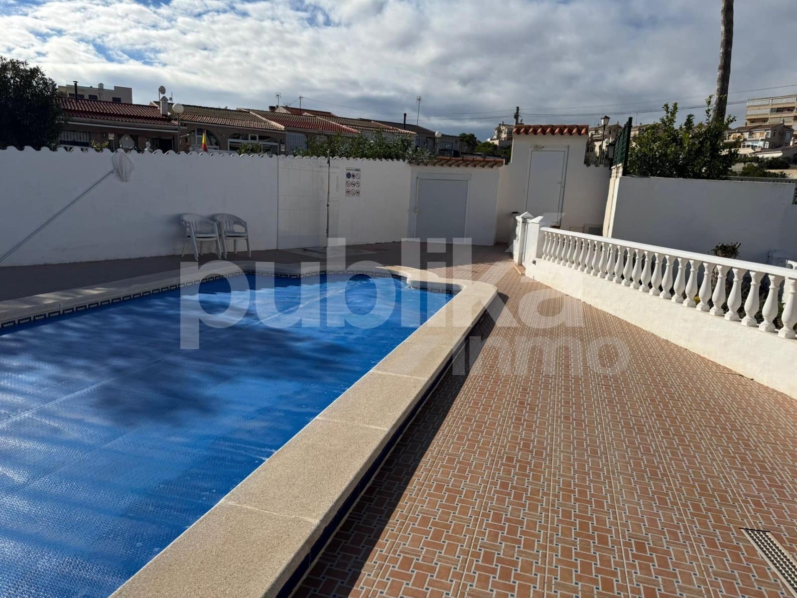 3 soveværelse Rækkehus til salg i Torrevieja med swimmingpool - € 399.990 (Ref: 9848002)