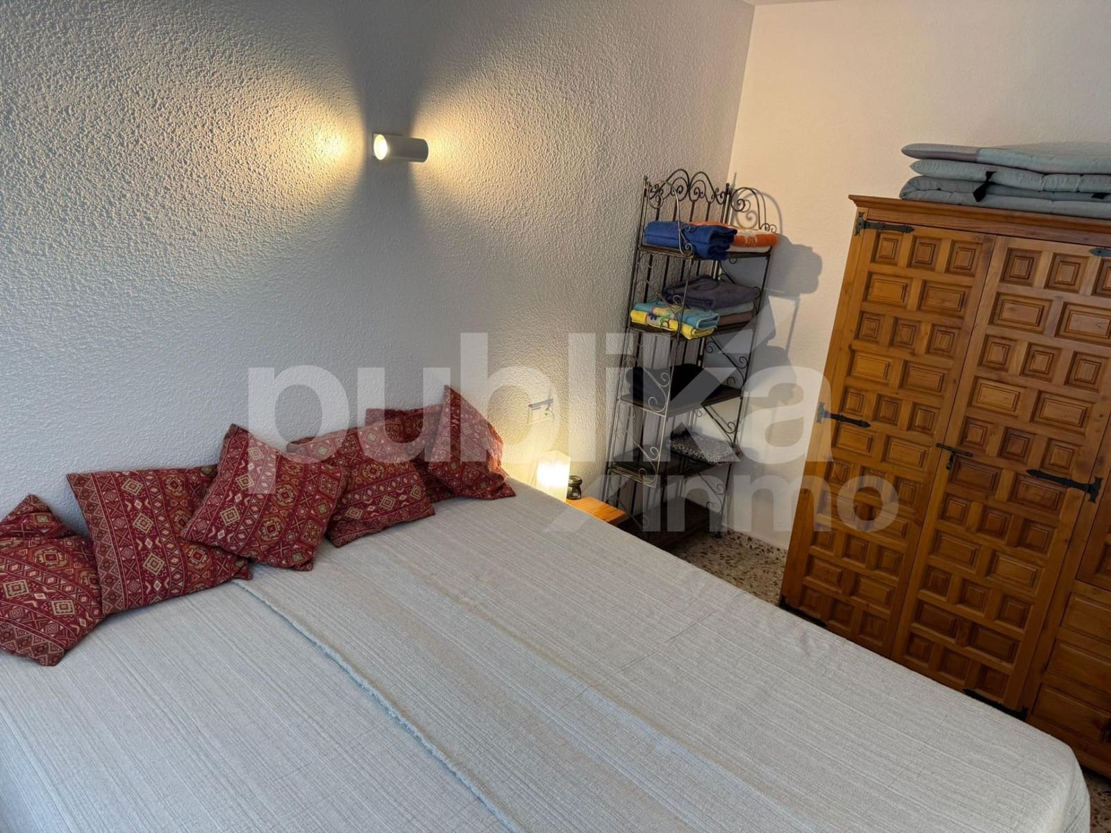 2 soveværelse Rækkehus til salg i Torrevieja med swimmingpool - € 179.000 (Ref: 9848003)