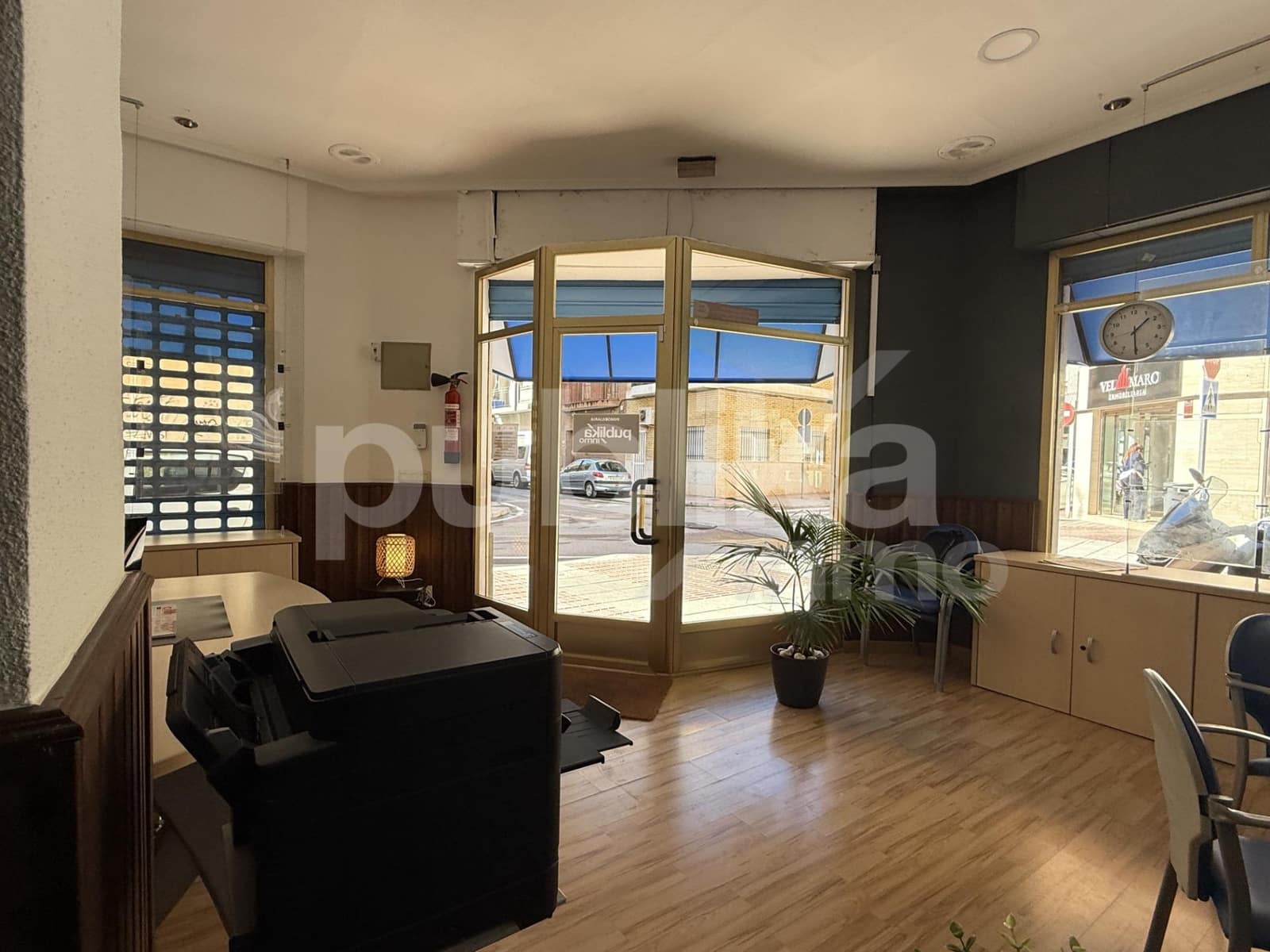 Comercial para venda em Santa Pola - 144 000 € (Ref: 9848004)