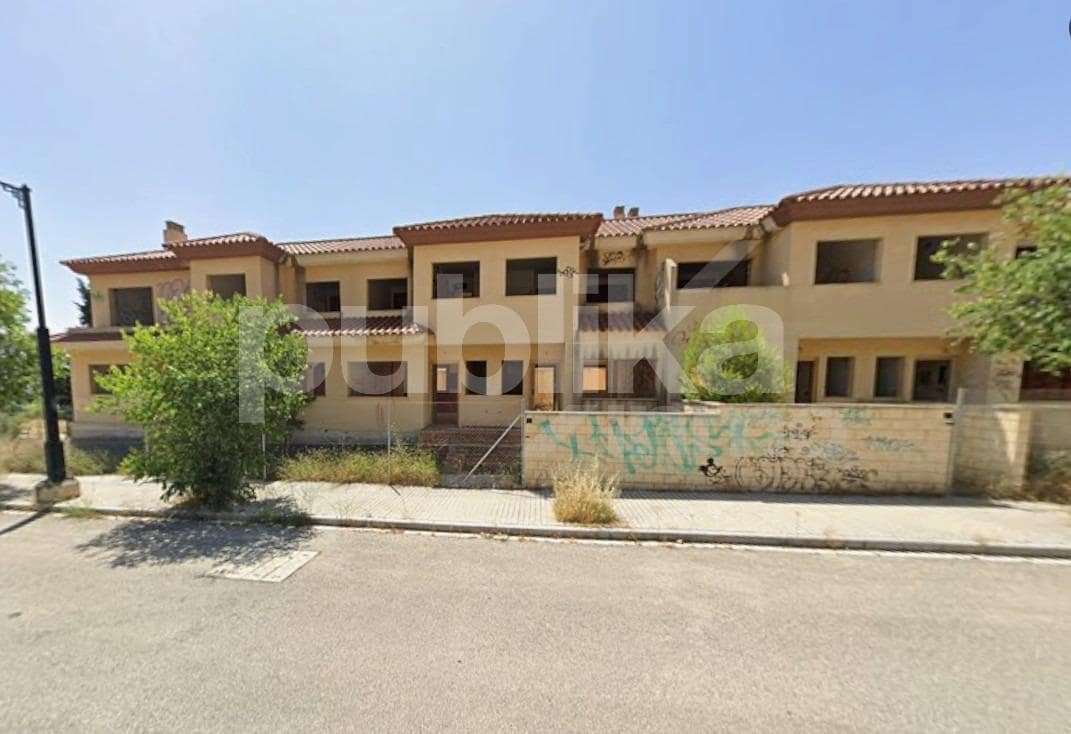 3 bedroom Townhouse for sale in Alcoy / Alcoi - € 2,100,000 (Ref: 9848005)