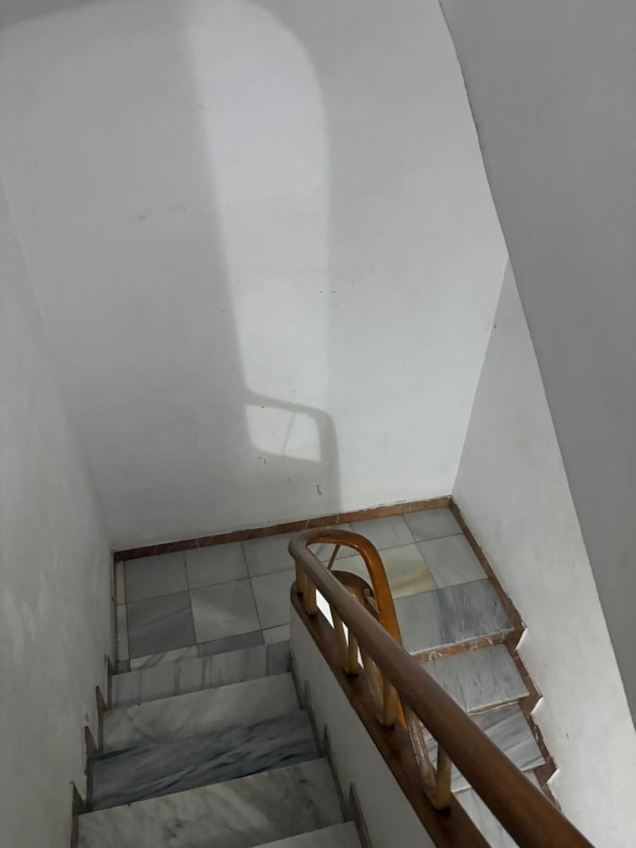 3 bedroom Flat for sale in Elche / Elx - € 36,000 (Ref: 9848006)