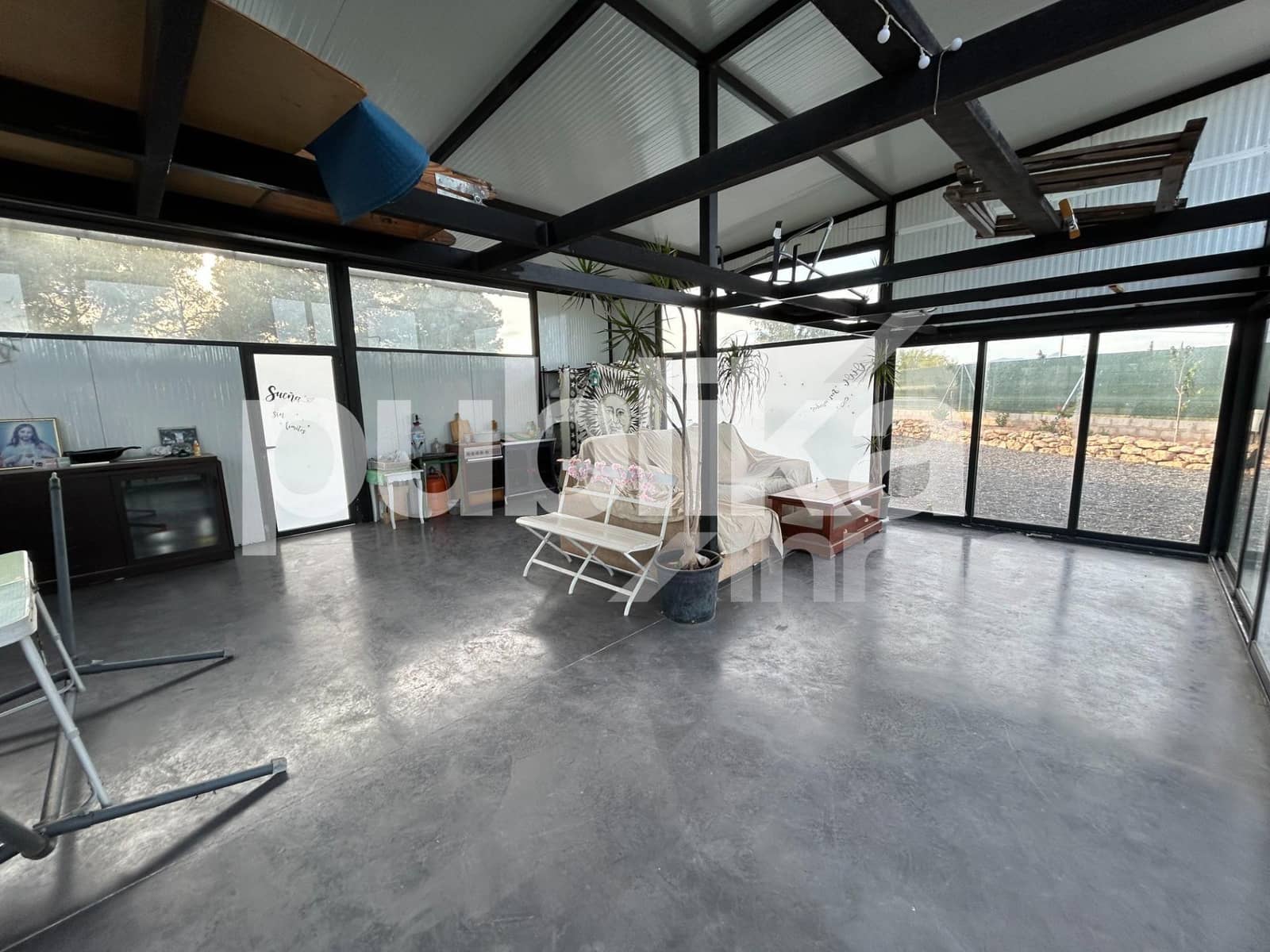 Grunde uden byggetilladelser til salg i El Altet - € 110.000 (Ref: 9848009)