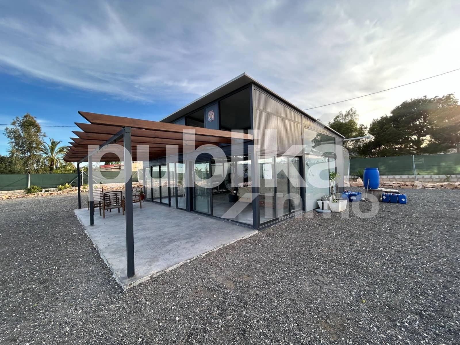 Grunde uden byggetilladelser til salg i El Altet - € 110.000 (Ref: 9848009)