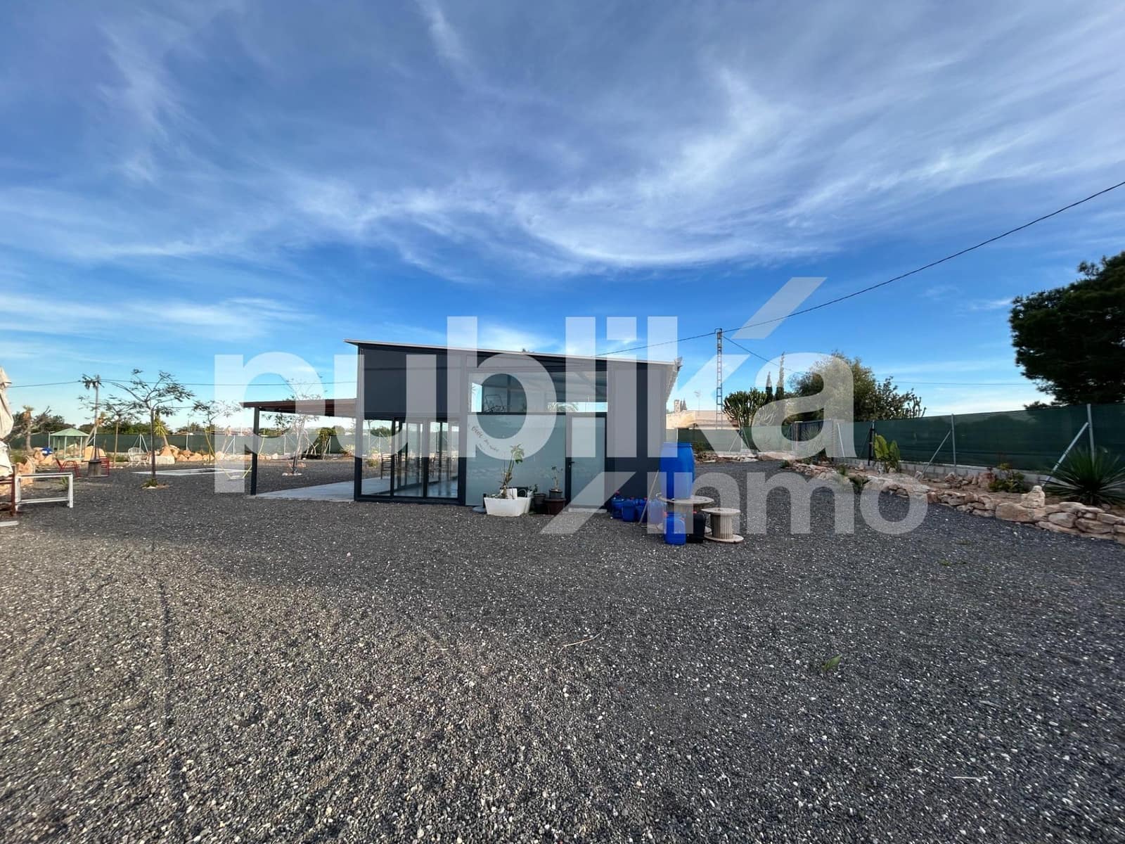 Grunde uden byggetilladelser til salg i El Altet - € 110.000 (Ref: 9848009)