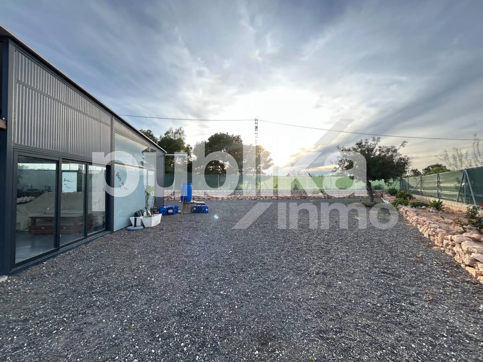 Grunde uden byggetilladelser til salg i El Altet - € 110.000 (Ref: 9848009)