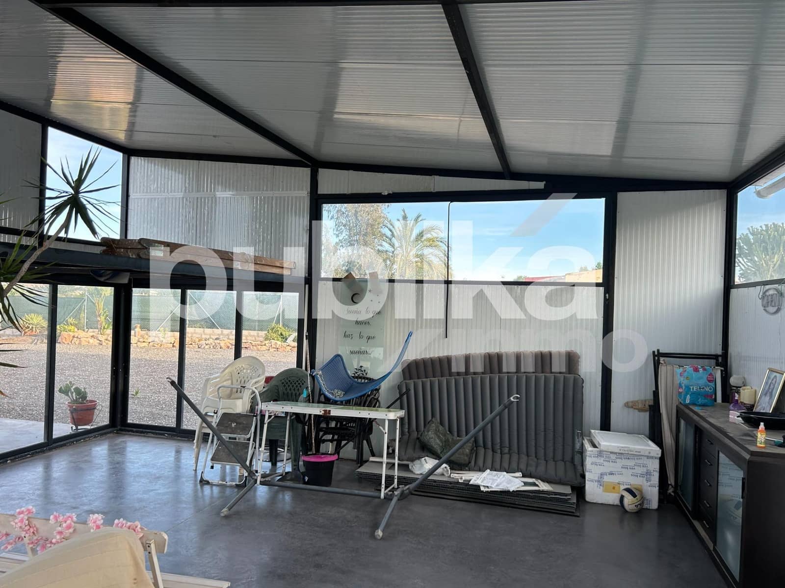 Grunde uden byggetilladelser til salg i El Altet - € 110.000 (Ref: 9848009)