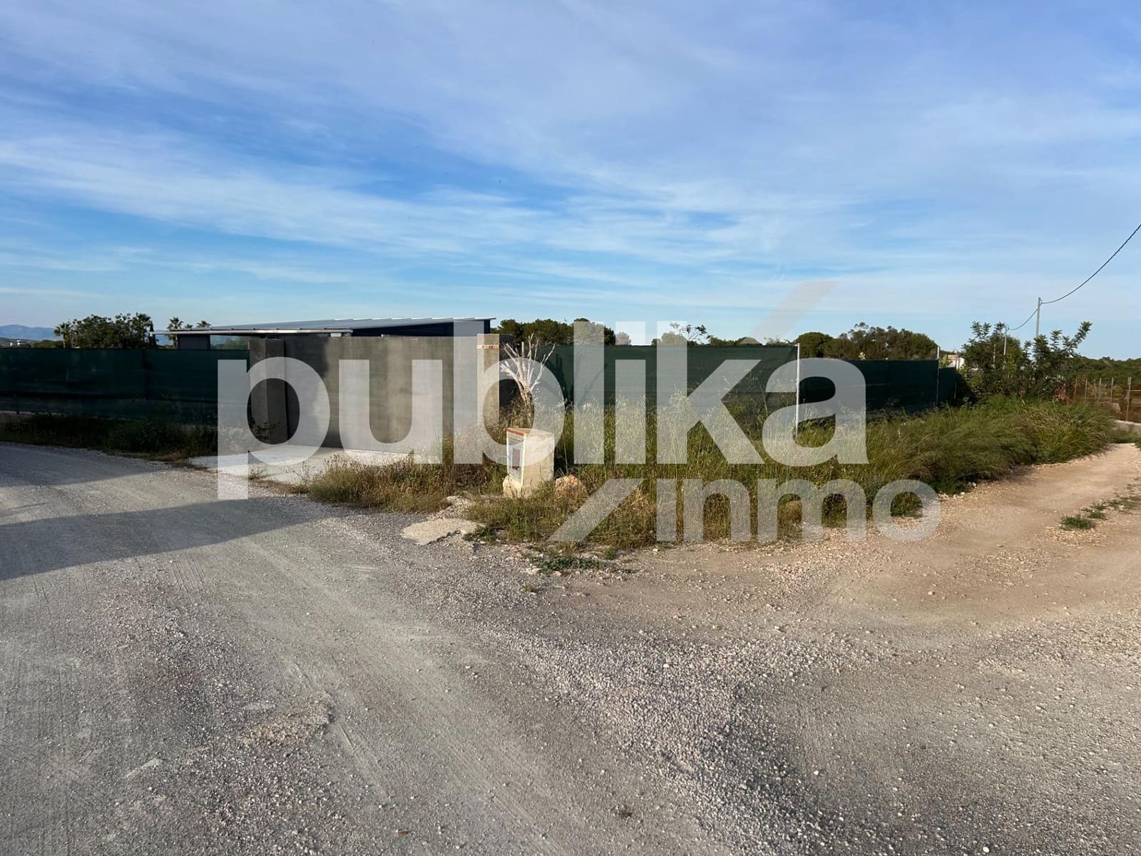 Grunde uden byggetilladelser til salg i El Altet - € 110.000 (Ref: 9848009)