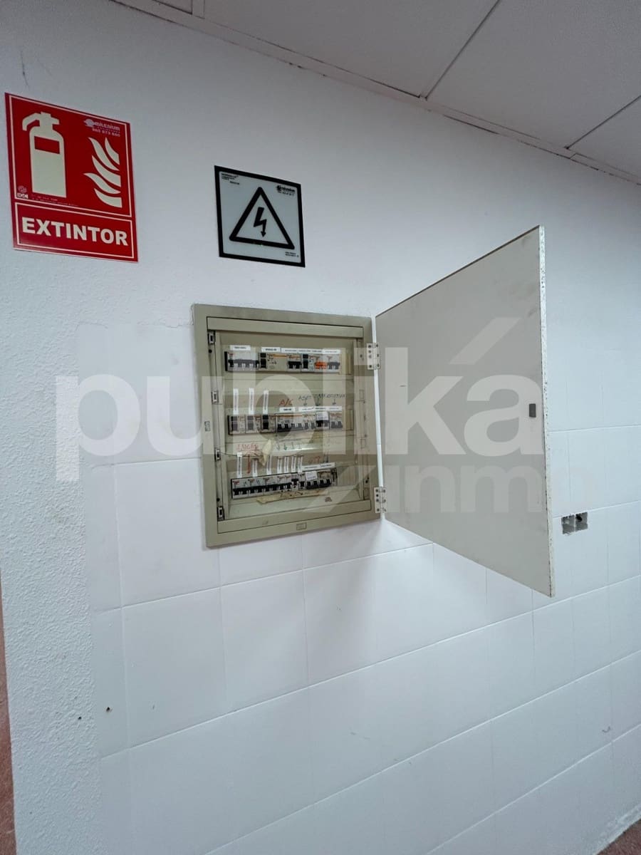 Comercial para venda em Santa Pola - 390 000 € (Ref: 9848011)