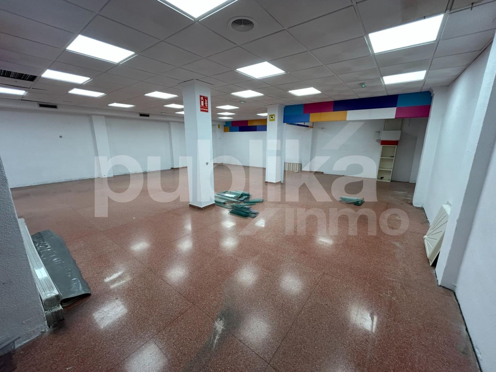Comercial para venda em Santa Pola - 390 000 € (Ref: 9848011)