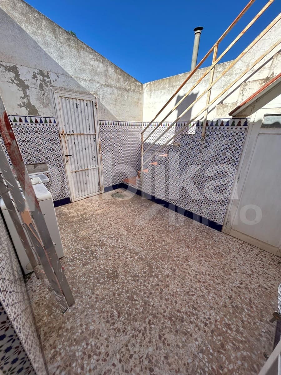 4 bedroom Finca/Country House for sale in El Altet with pool garage - € 375,000 (Ref: 9848012)