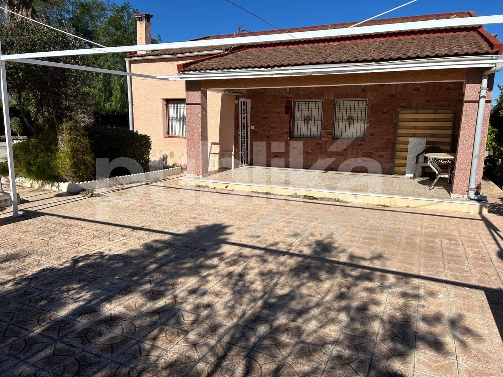 4 bedroom Finca/Country House for sale in El Altet with pool garage - € 375,000 (Ref: 9848012)