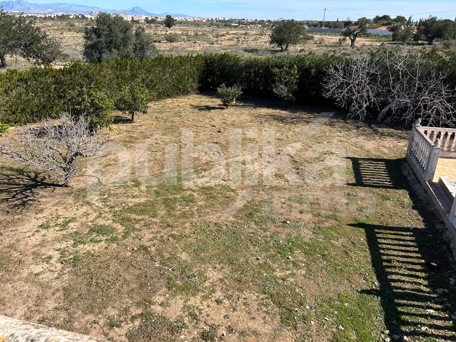 4 bedroom Finca/Country House for sale in El Altet with pool garage - € 375,000 (Ref: 9848012)