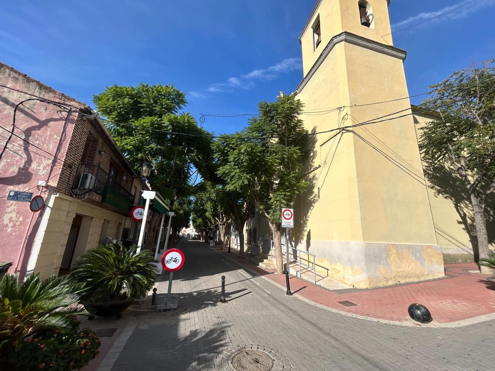 7 soveværelse Byhus til salg i Hondon de los Frailes - € 211.000 (Ref: 9848014)