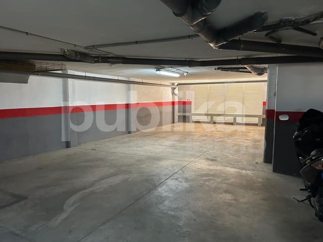 Garage til salg i Playa Levante, Santa Pola - € 25.000 (Ref: 9848023)
