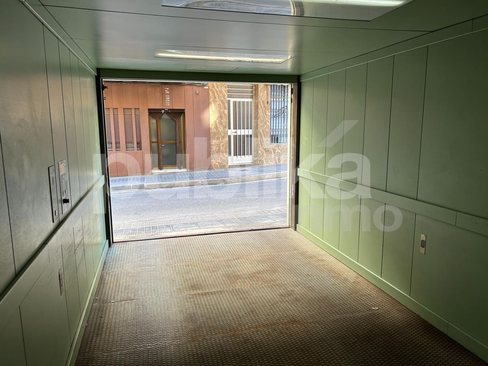 Garaje en Santa Pola en venta - 17.000 € (Ref: 9848024)