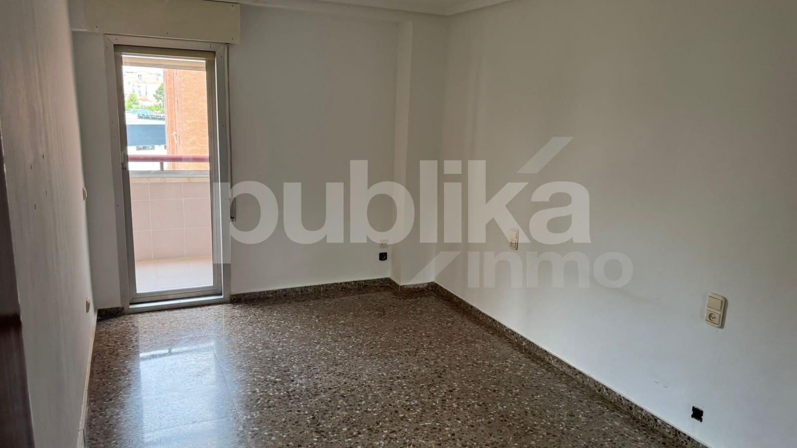 3 bedroom Flat for sale in Jijona / Xixona - € 134,000 (Ref: 9882040)