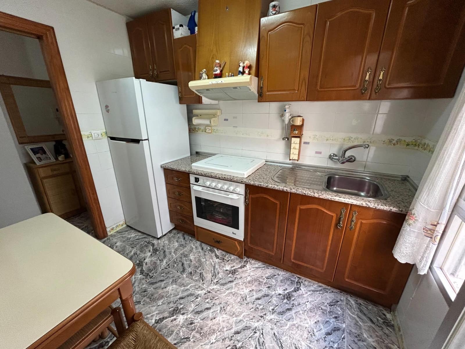 2 slaapkamer Flat te koop in Santa Pola - € 175.000 (Ref: 9894053)