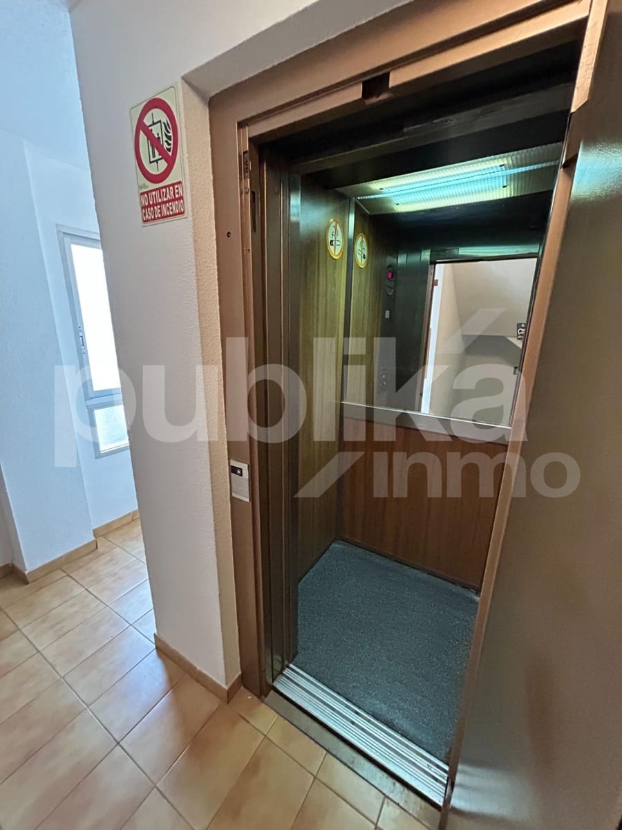 2 bedroom Flat for sale in Santa Pola - € 175,000 (Ref: 9894053)