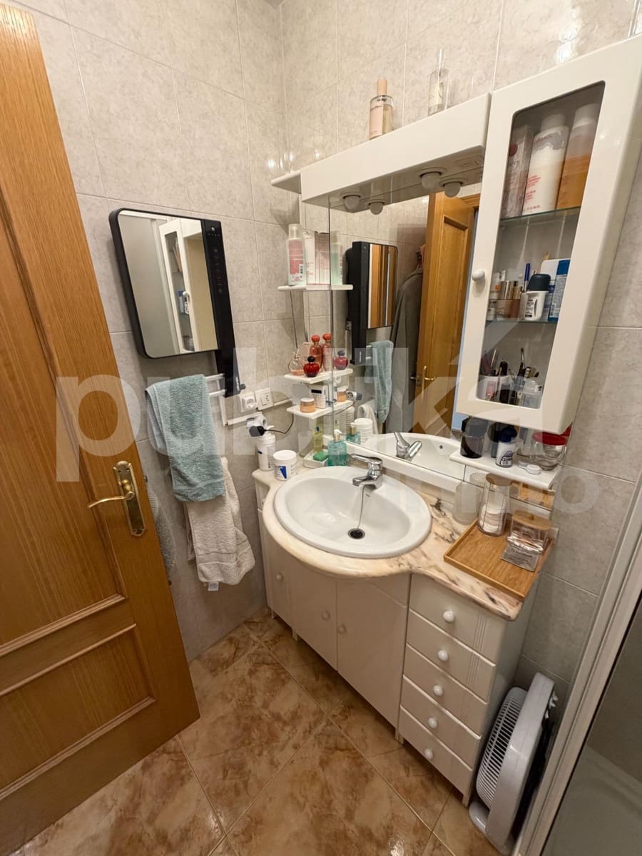 2 bedroom Flat for sale in Santa Pola with garage - € 275,000 (Ref: 9913301)