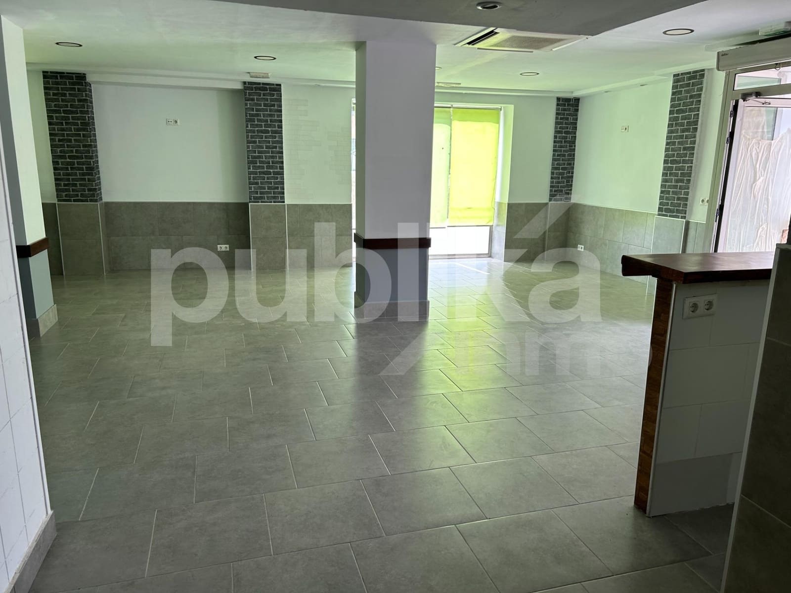 Local Commercial à vendre à Santa Pola avec garage - 140 175 € (Ref: 9927564)