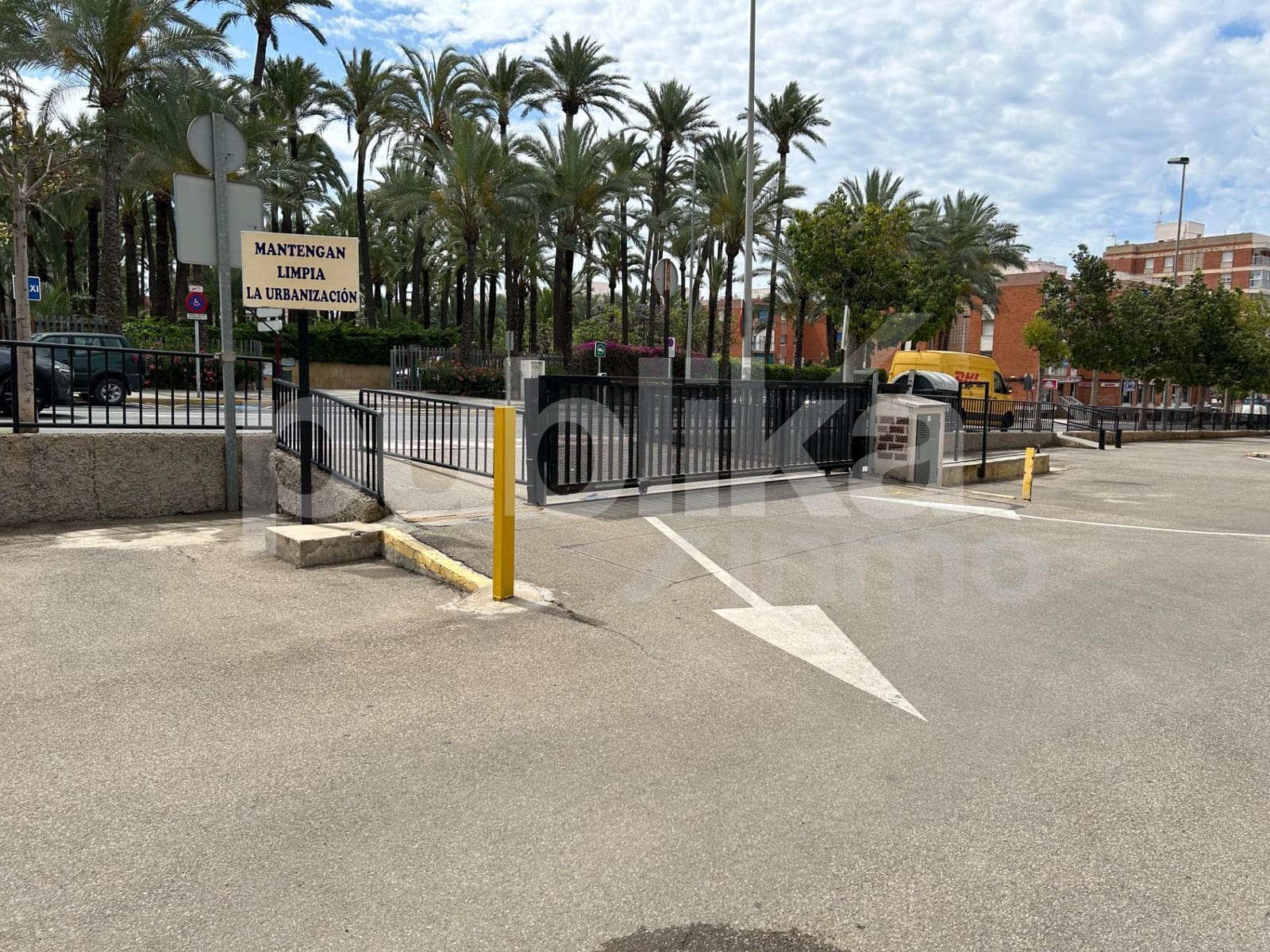Local Commercial à vendre à Santa Pola avec garage - 140 175 € (Ref: 9927564)