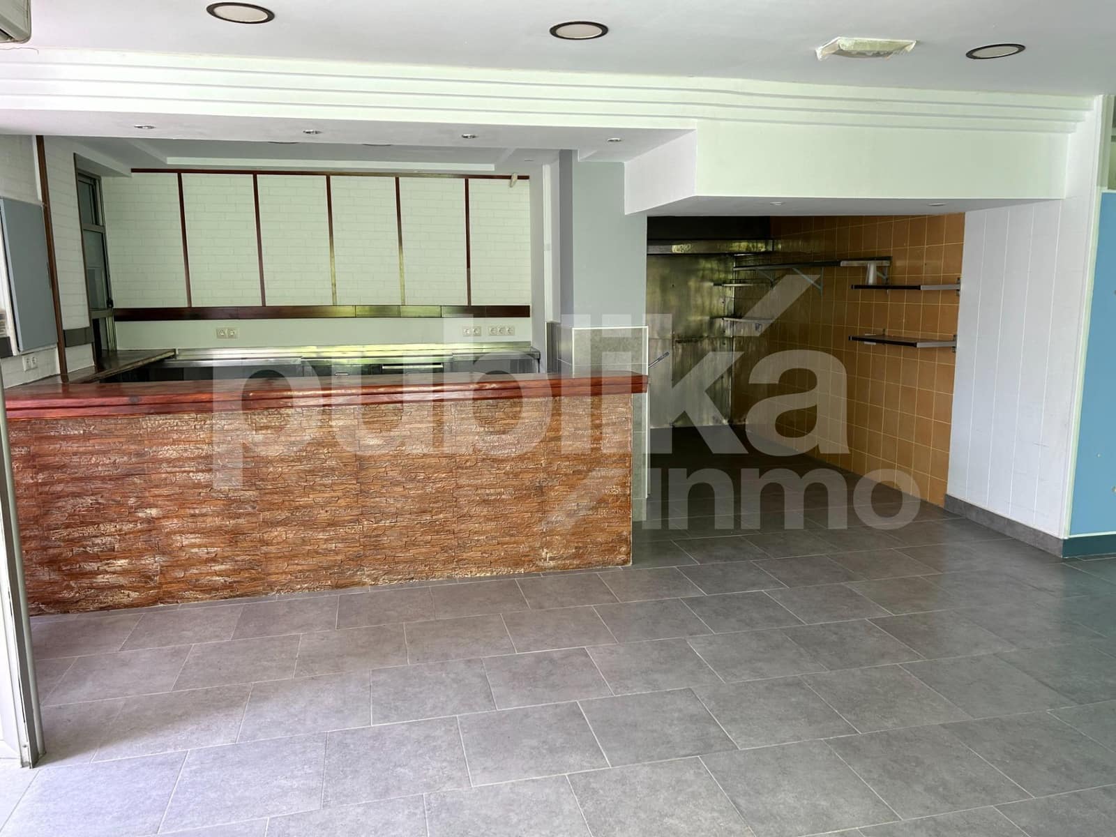 Local Commercial à vendre à Santa Pola avec garage - 140 175 € (Ref: 9927564)