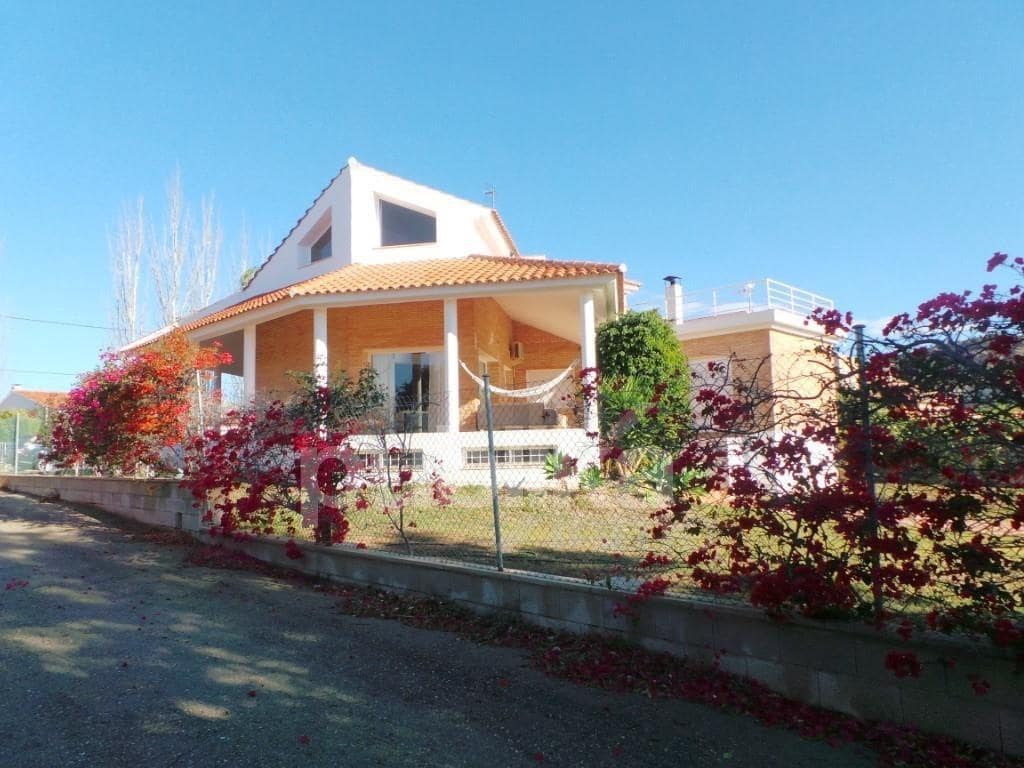 3 Zimmer Villa zu verkaufen in San Vicente / Sant Vicent del Raspeig mit Pool - 649.000 € (Ref: 9927576)