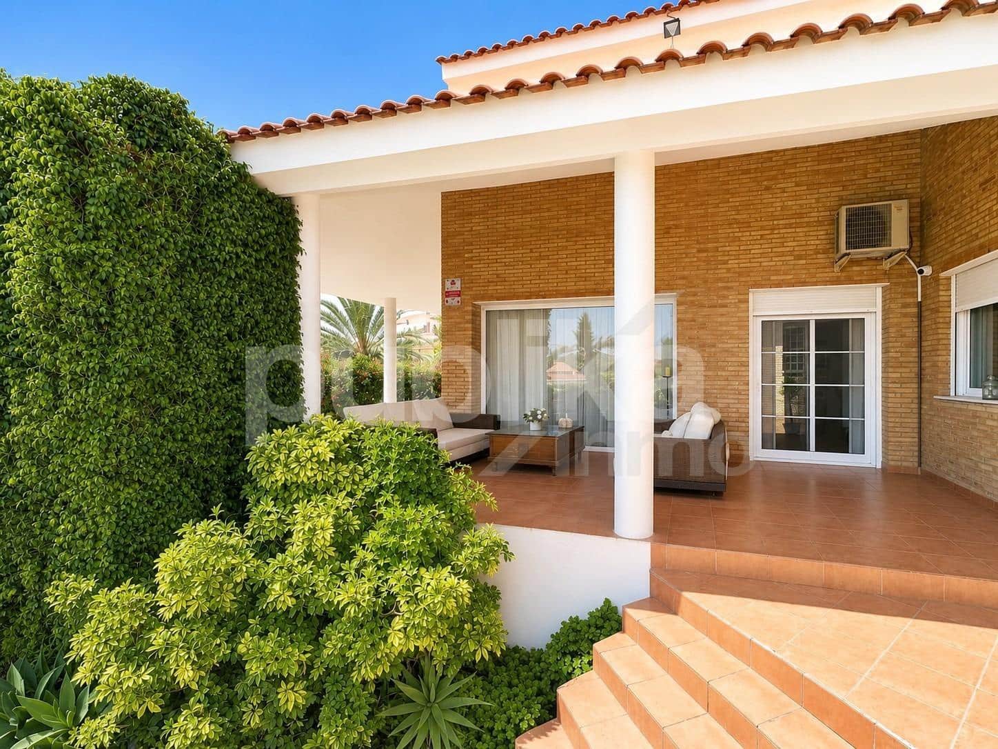 3 Zimmer Villa zu verkaufen in San Vicente / Sant Vicent del Raspeig mit Pool - 649.000 € (Ref: 9927576)