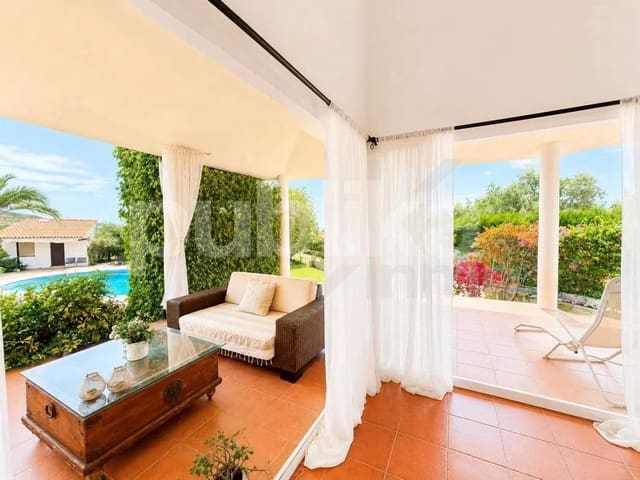 3 bedroom Villa for sale in San Vicente / Sant Vicent del Raspeig with pool - € 649,000 (Ref: 9927576)