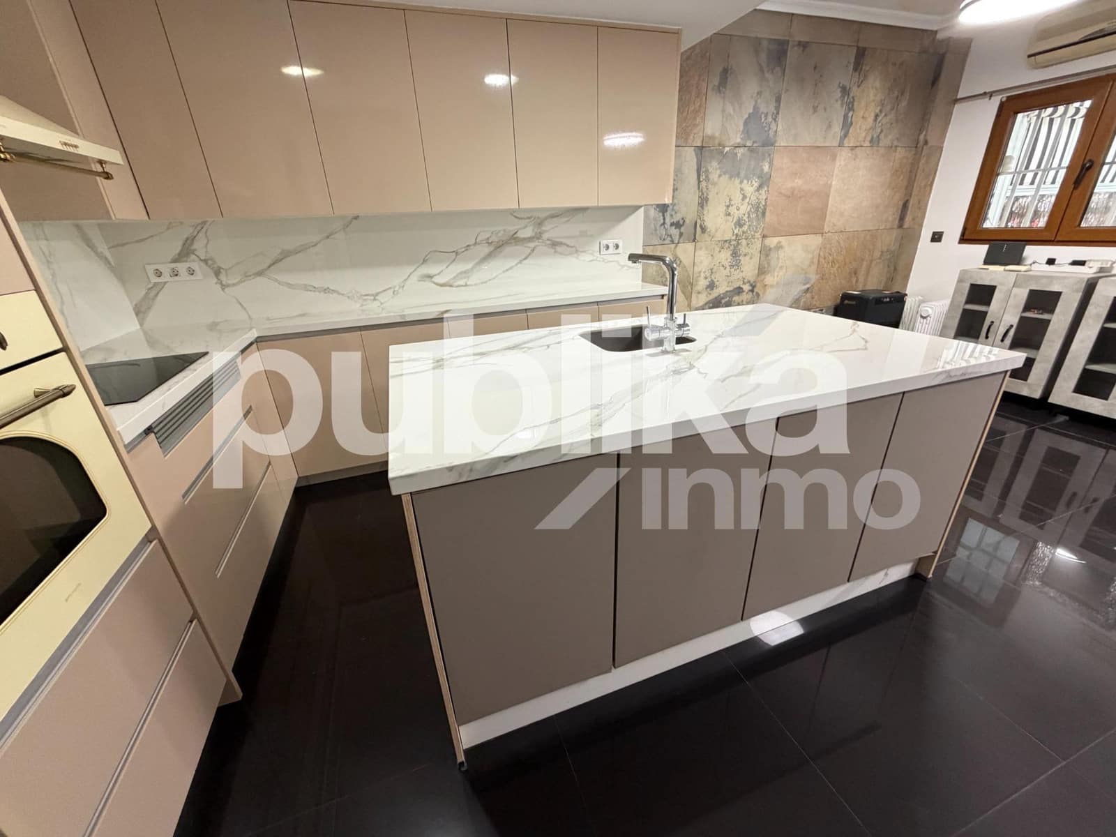 4 Zimmer Apartment zu verkaufen in Santa Pola - 275.000 € (Ref: 9936516)