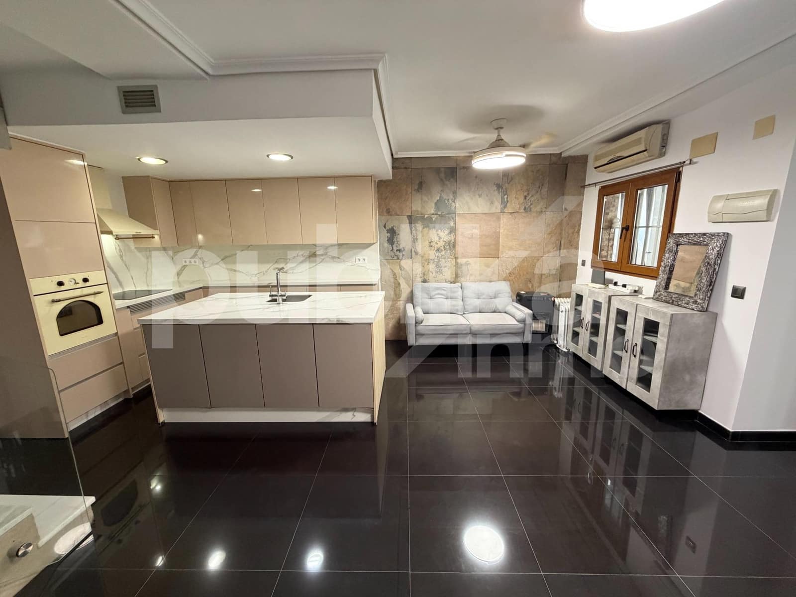 4 Zimmer Apartment zu verkaufen in Santa Pola - 275.000 € (Ref: 9936517)
