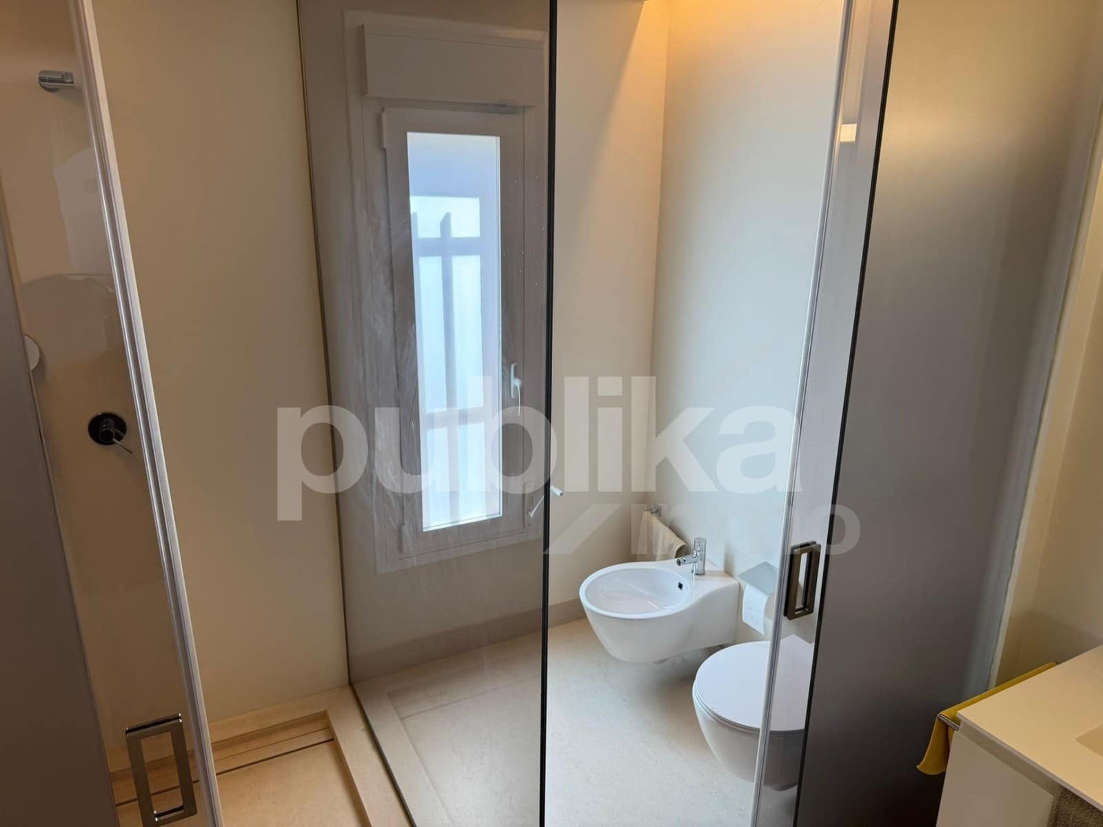 2 quarto Penthouse para venda em Santa Pola com piscina - 525 000 € (Ref: 9942654)