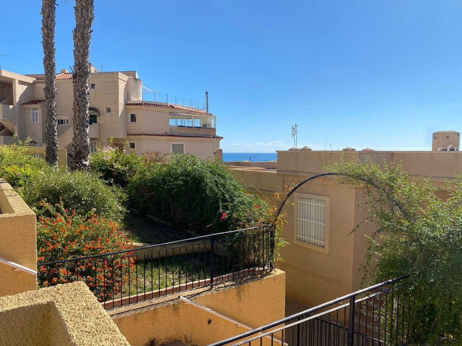 2 quarto Penthouse para venda em Santa Pola com piscina - 525 000 € (Ref: 9942654)