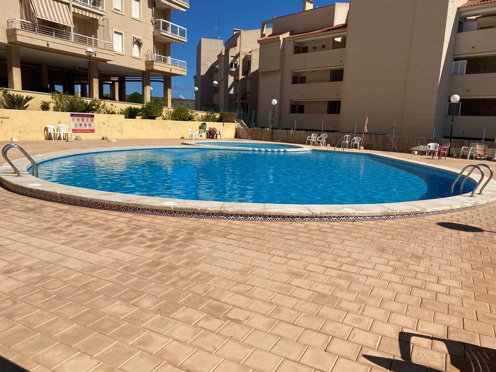 2 quarto Penthouse para venda em Santa Pola com piscina - 525 000 € (Ref: 9942654)