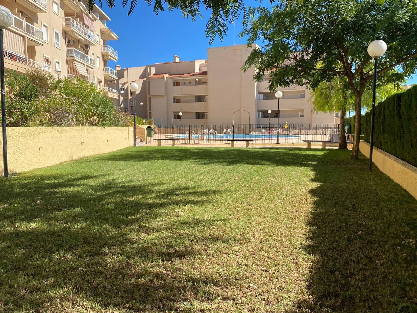 2 quarto Penthouse para venda em Santa Pola com piscina - 525 000 € (Ref: 9942654)