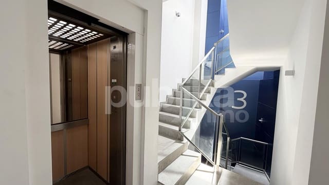 Kontor til leie i Centro, Elche / Elx - € 550 (Ref: 9949931)