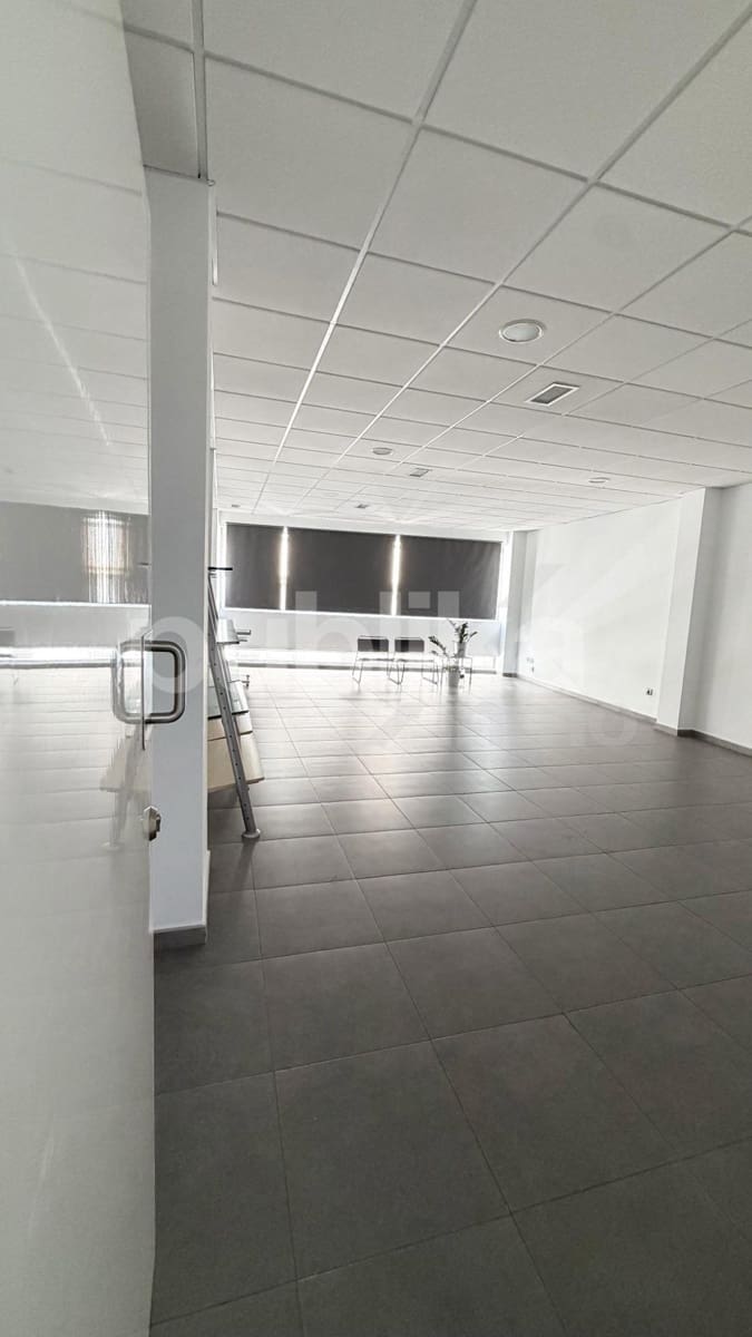 Office for rent in Elche / Elx - € 550 (Ref: 9949931)