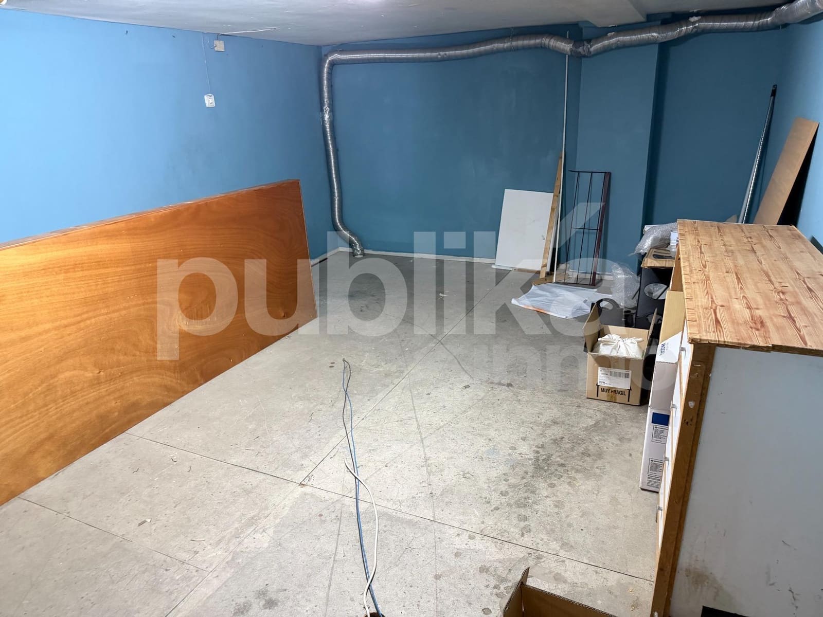 Commercial for rent in Santa Pola - € 450 (Ref: 9954348)