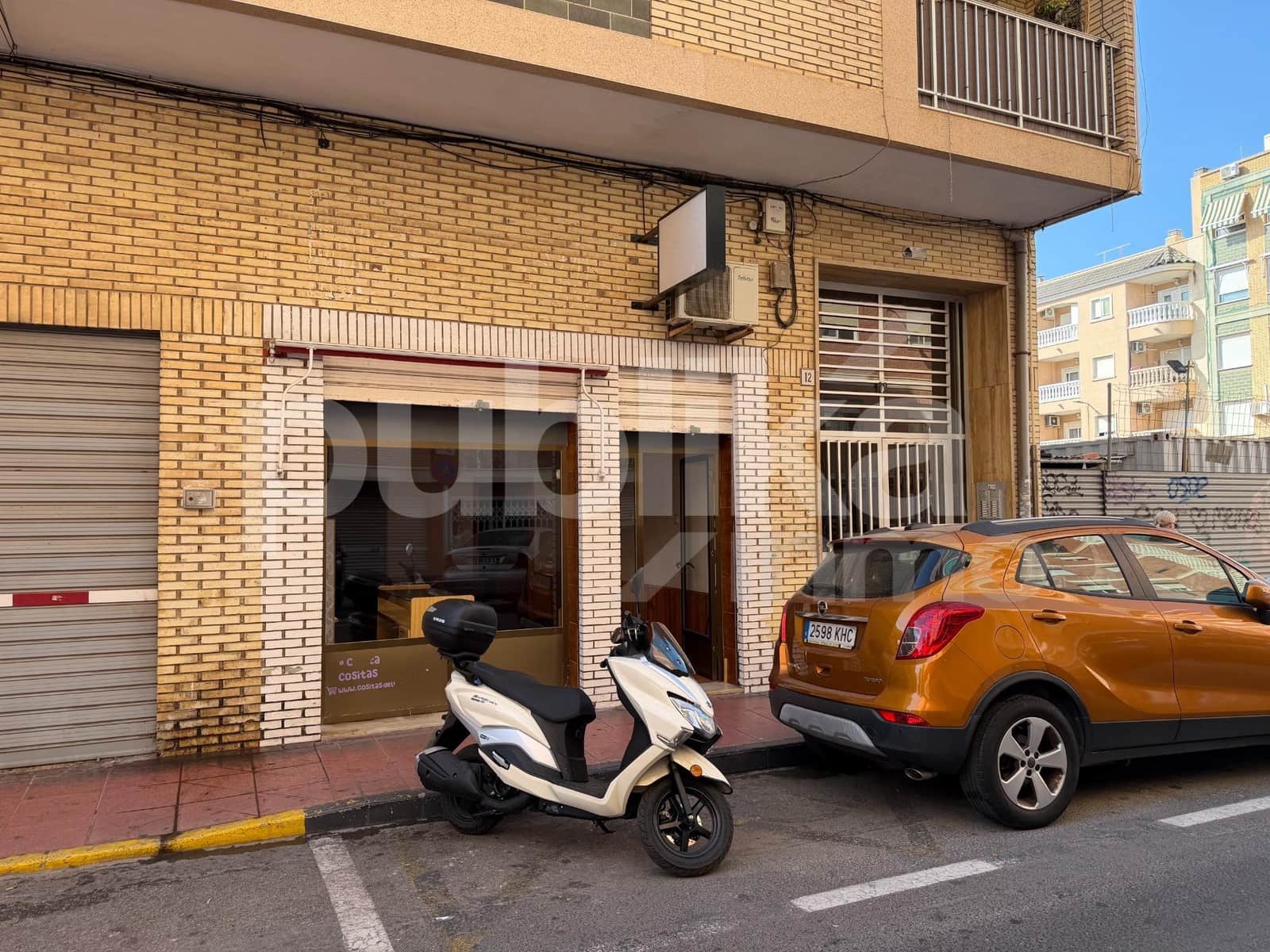 Commercial for rent in Santa Pola - € 450 (Ref: 9954348)
